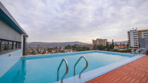 Oasis de luxe--Serviced studio apartment